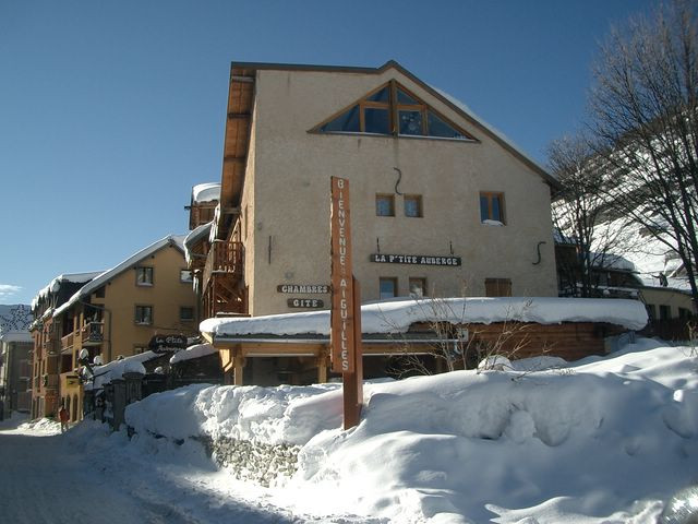 La P'tite Auberge -Gîte d’étape/séjour -Aiguilles -Queyras