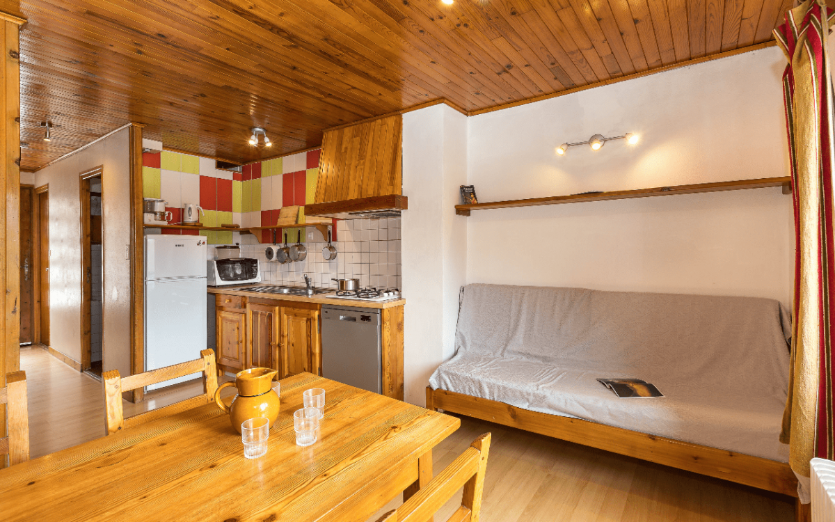 Room 502723-1191090