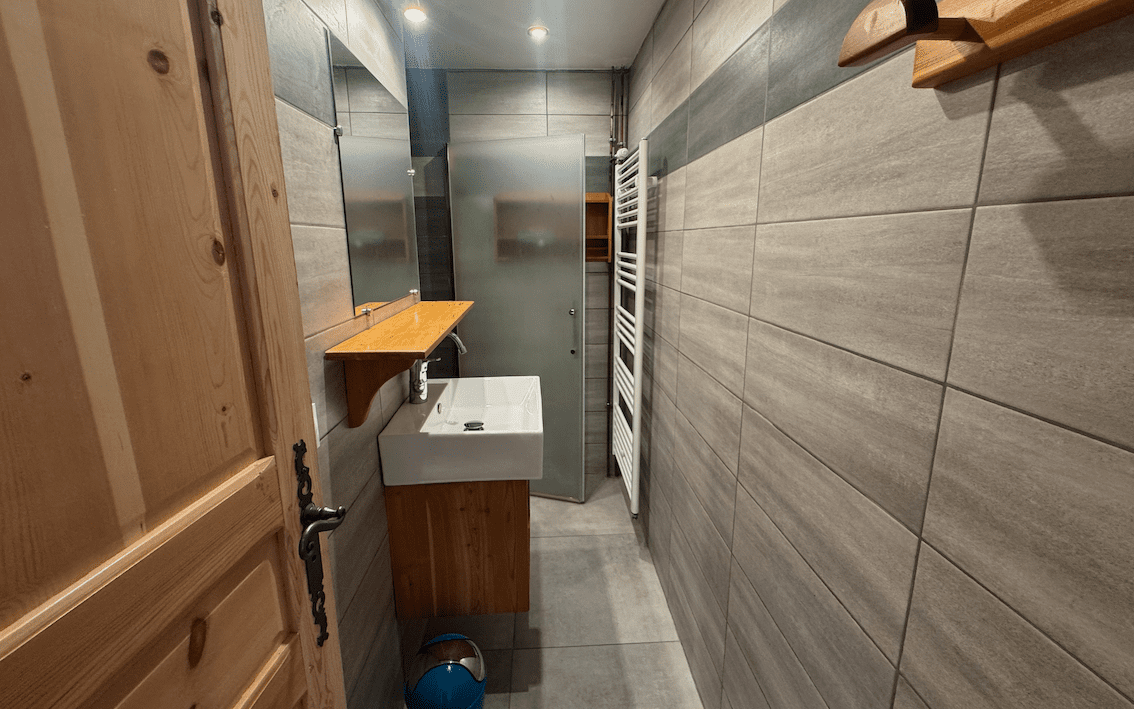 Room 502723-1191087 Room 502723-1191087