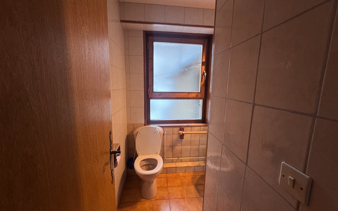 Room 502723-1191092 Room 502723-1191092