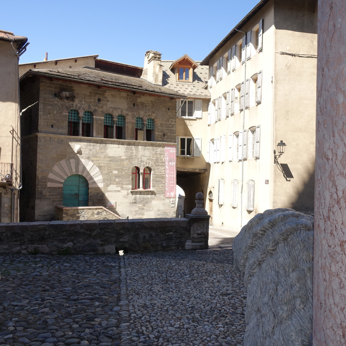 Visite guidée : Le carré des archevêques_Embrun