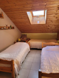 Chambre avec lits simples