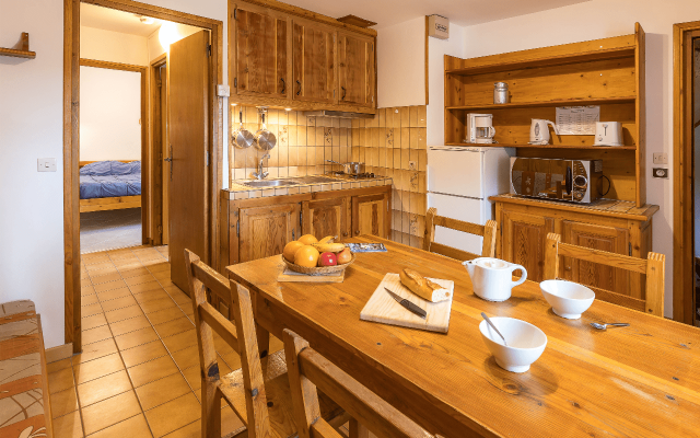 Room 502723-1191092 Room 502723-1191092