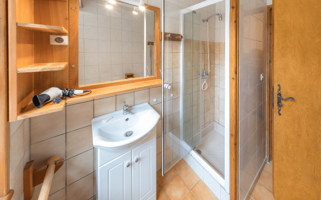 Room 502723-1191092