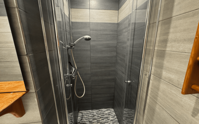 Room 502723-1191088 Room 502723-1191088