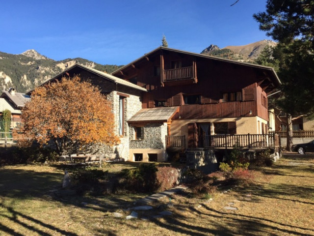 800x600_appartement_queyrasresidences_cembros_2_38613.jpg 800x600_appartement_queyrasresidences_cembros_2_38613.jpg