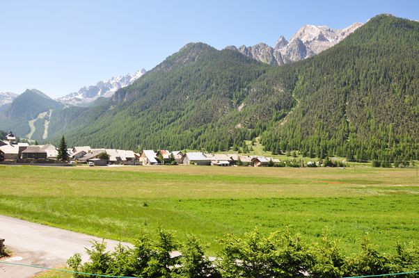 Appartement 5 personnes- Les Marmottes Appartement 5 personnes- Les Marmottes