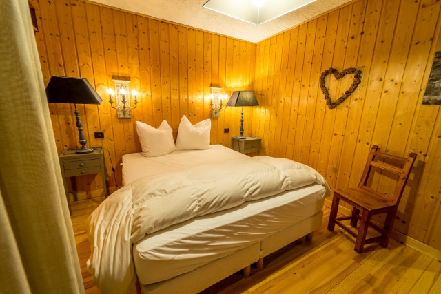 ouartyves-gentiane-stveran ouartyves-gentiane-stveran