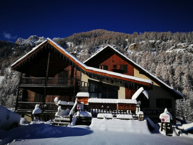 Appartement 5 personnes - Chalet les 4 saisons n° 6_Molines-en-Queyras Appartement 5 personnes - Chalet les 4 saisons n° 6_Molines-en-Queyras