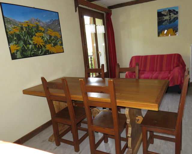 Appartement 4 personnes - La Fenière - © Appartement 4 personnes - La Fenière Appartement 4 personnes - La Fenière