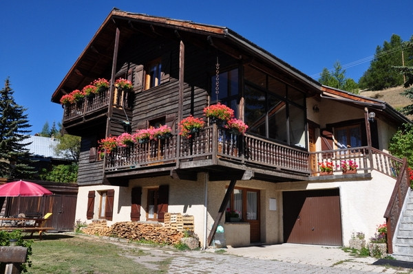 appartement_mathieu_armand_exterieur_15086.jpg appartement_mathieu_armand_exterieur_15086.jpg