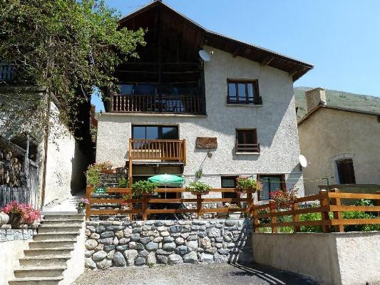 Appartement 5 personnes - 1er étage Appartement 5 personnes - 1er étage