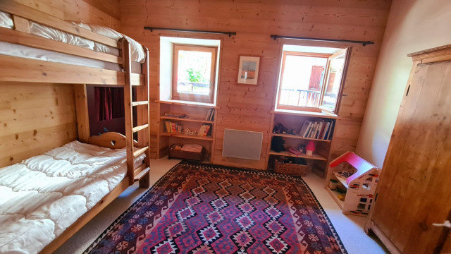 Appartement 8 personnes_Aiguilles - © Appartement 8 personnes Appartement 8 personnes_Aiguilles