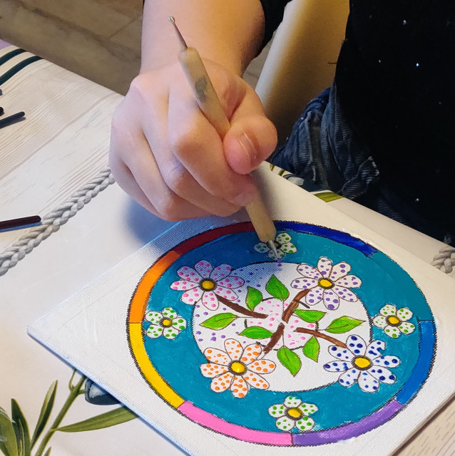 Atelier de peinture acrylique: réalisation de mandalas_Arvieux Atelier de peinture acrylique: réalisation de mandalas_Arvieux