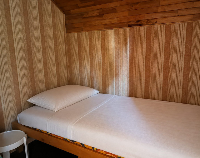 chambre3_lit_4.jpg chambre3_lit_4.jpg