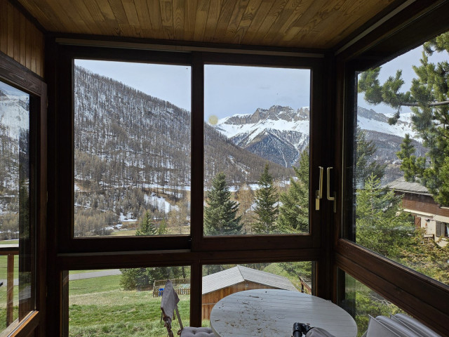 veranda.jpg veranda.jpg